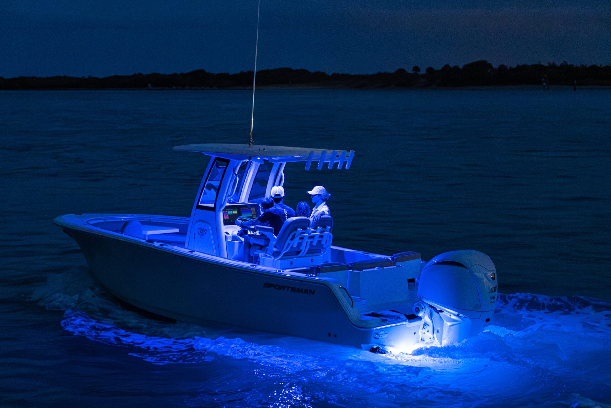 Upplev enkel LED-styrning ombord med Garmin Spectra