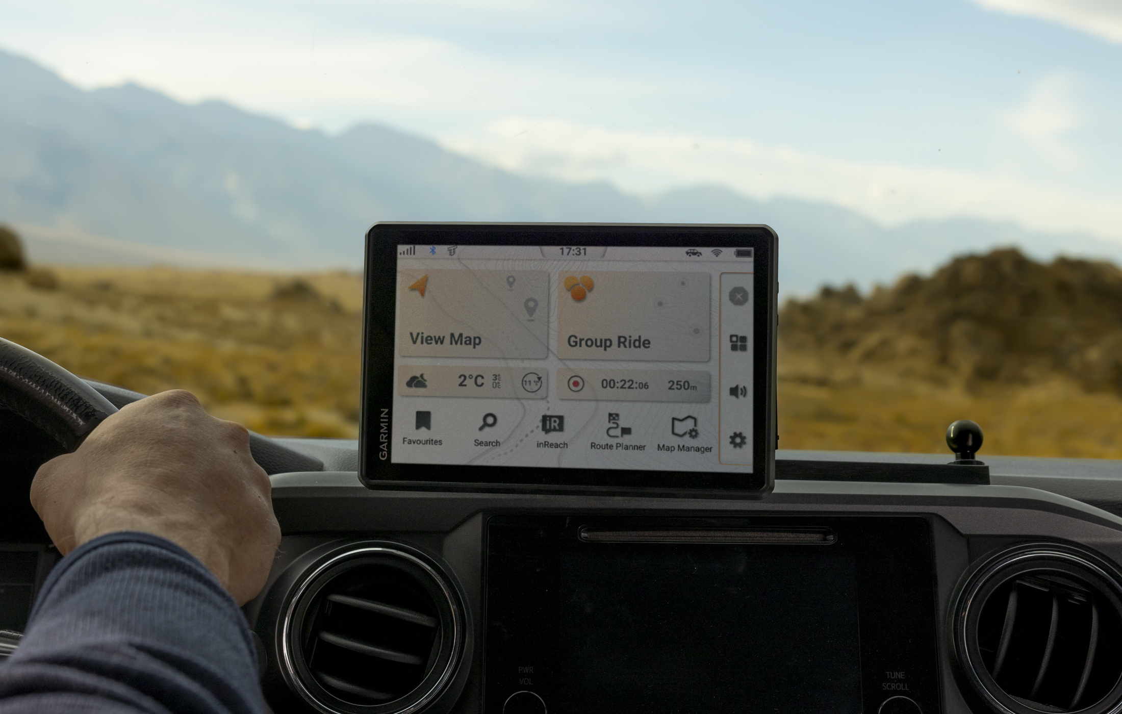 Förare använder off-road-GPS